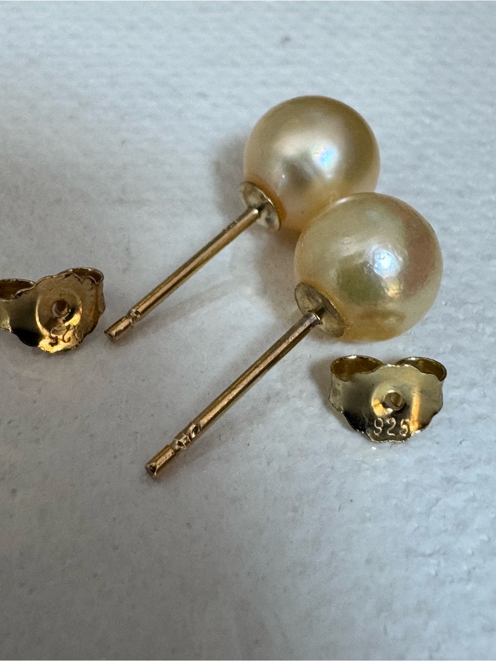 7 mm freshwater pearl stud earrings. - Picture 6 of 7